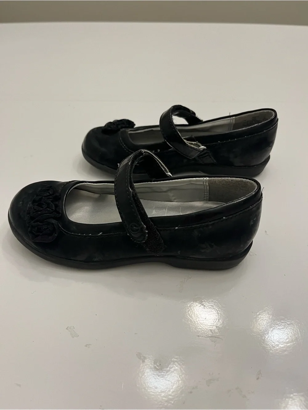 Stride Rite Black Patent Mary Jane Dress Shoes with Rosette 10M